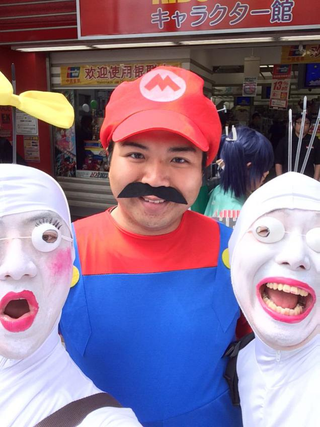 Illustration for article titled Cosplay Overruns the Streets of Osaka